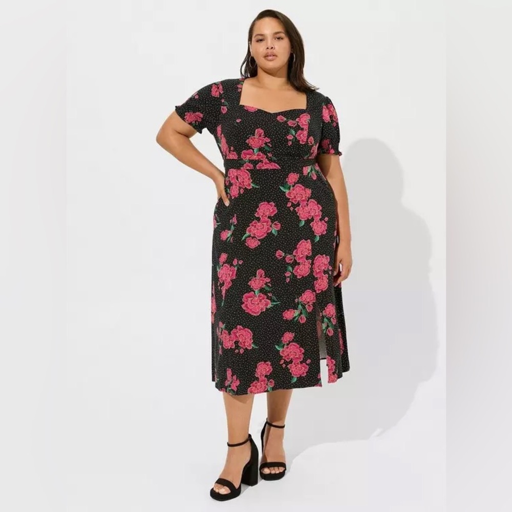 NWT TORRID Tea Length Stretch Challis Sweetheart A-line Dress